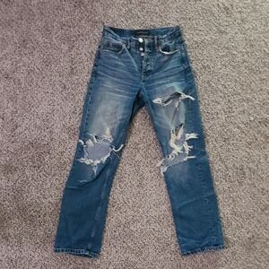 High-Rise Distressed Blue Jeans Holes